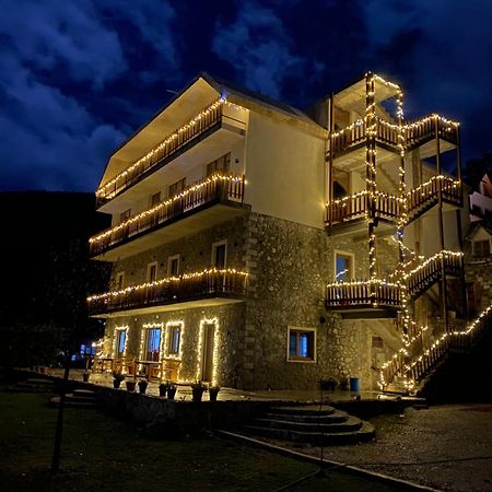 Hotel Vellezrit Guri Theth Exterior foto